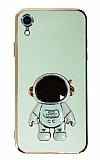 Eiroo Astronot iPhone XR Standl Yeil Silikon Klf
