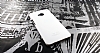Eiroo HTC One Sert Parlak Beyaz Rubber Klf - Resim: 2