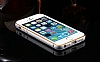 Eiroo iPhone SE / 5 / 5S Metal Kenarl Beyaz Rubber Klf - Resim: 4