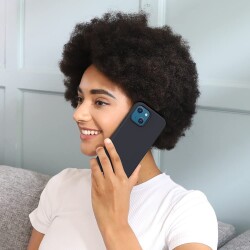 Eiroo Lansman iPhone 13 Siyah Silikon Kılıf - 3