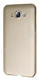 Eiroo Samsung Galaxy E7 Metal Kenarl Gold Rubber Klf