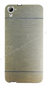 Motomo HTC Desire 826 Metal Gold Rubber Klf