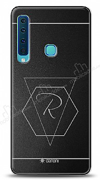 Dafoni Metal Samsung Galaxy A9 2018 Geometrik Harfli Kiiye zel Klf