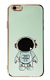 Eiroo Astronot iPhone 6 / 6S Standlı Yeşil Silikon Kılıf