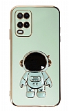 Eiroo Astronot Oppo A54 4G Standlı Yeşil Silikon Kılıf
