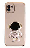 Eiroo Astronot Samsung Galaxy A03 Standl Pembe Silikon Klf