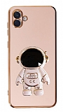 Eiroo Astronot Samsung Galaxy A04e Standl Pembe Silikon Klf