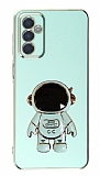 Eiroo Astronot Samsung Galaxy M23 Standlı Yeşil Silikon Kılıf