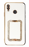 Eiroo Crystal Serisi Huawei P20 Lite Kare Gold Taşlı Tutuculu Beyaz Silikon Kılıf