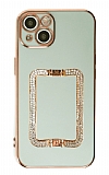 Eiroo Crystal Serisi iPhone 13 Kare Gold Taşlı Tutuculu Yeşil Silikon Kılıf
