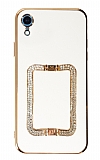 Eiroo Crystal Serisi iPhone XR Kare Gold Taşlı Tutuculu Beyaz Silikon Kılıf