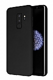 Eiroo Lansman Samsung Galaxy J8 Siyah Silikon Kılıf