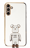 Eiroo Samsung Galaxy A04s Baby Bear Standlı Beyaz Silikon Kılıf