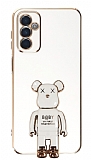 Eiroo Samsung Galaxy M13 Baby Bear Standlı Beyaz Silikon Kılıf