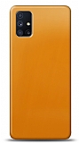 Dafoni Samsung Galaxy M51 Metalik Parlak Görünümlü Sarı Telefon Kaplama