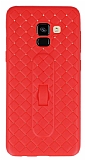 Samsung Galaxy A8 2018 Selfie Yüzüklü Hasır Desenli Kırmızı Silikon Kılıf
