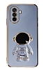 Eiroo Astronot Huawei Nova Y70 Standl Mavi Silikon Klf