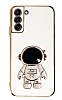 Eiroo Astronot Samsung Galaxy S21 Plus Standl Beyaz Silikon Klf