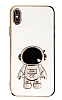 Eiroo Astronot iPhone X / XS Standl Beyaz Silikon Klf