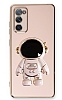 Eiroo Astronot Samsung Galaxy S20 FE Standl Pembe Silikon Klf