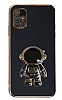 Eiroo Astronot Samsung Galaxy A51 Standl Siyah Silikon Klf