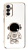 Eiroo Astronot Samsung Galaxy M13 Standl Beyaz Silikon Klf