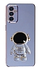 Eiroo Astronot Samsung Galaxy M13 Standl Mavi Silikon Klf