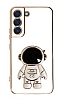Eiroo Astronot Samsung Galaxy S22 5G Standl Beyaz Silikon Klf