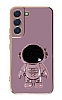 Eiroo Astronot Samsung Galaxy S22 Plus 5G Standl Mor Silikon Klf