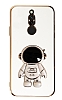 Eiroo Astronot Xiaomi Redmi 8 Standl Beyaz Silikon Klf