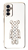 Eiroo Samsung Galaxy M13 Bearbrick Standl Beyaz Silikon Klf
