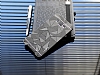 Motomo Prizma Samsung Galaxy J1 Ace Metal Siyah Rubber Klf - Resim 1