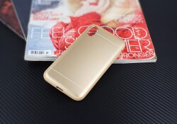 iPhone X / XS Silikon Kenarlı Metal Gold Kılıf - 2