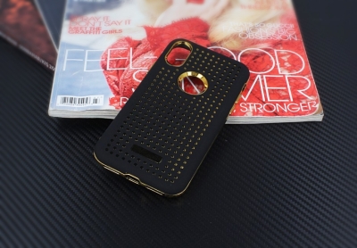 iPhone X / XS Gold Kenarlı Silikon Kılıf - 2